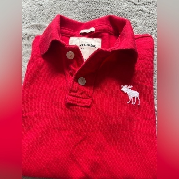Abercrombie & Fitch Kids Youth Boy’s Red Short Sleeved Polo Golf Shirt - Picture 3 of 3